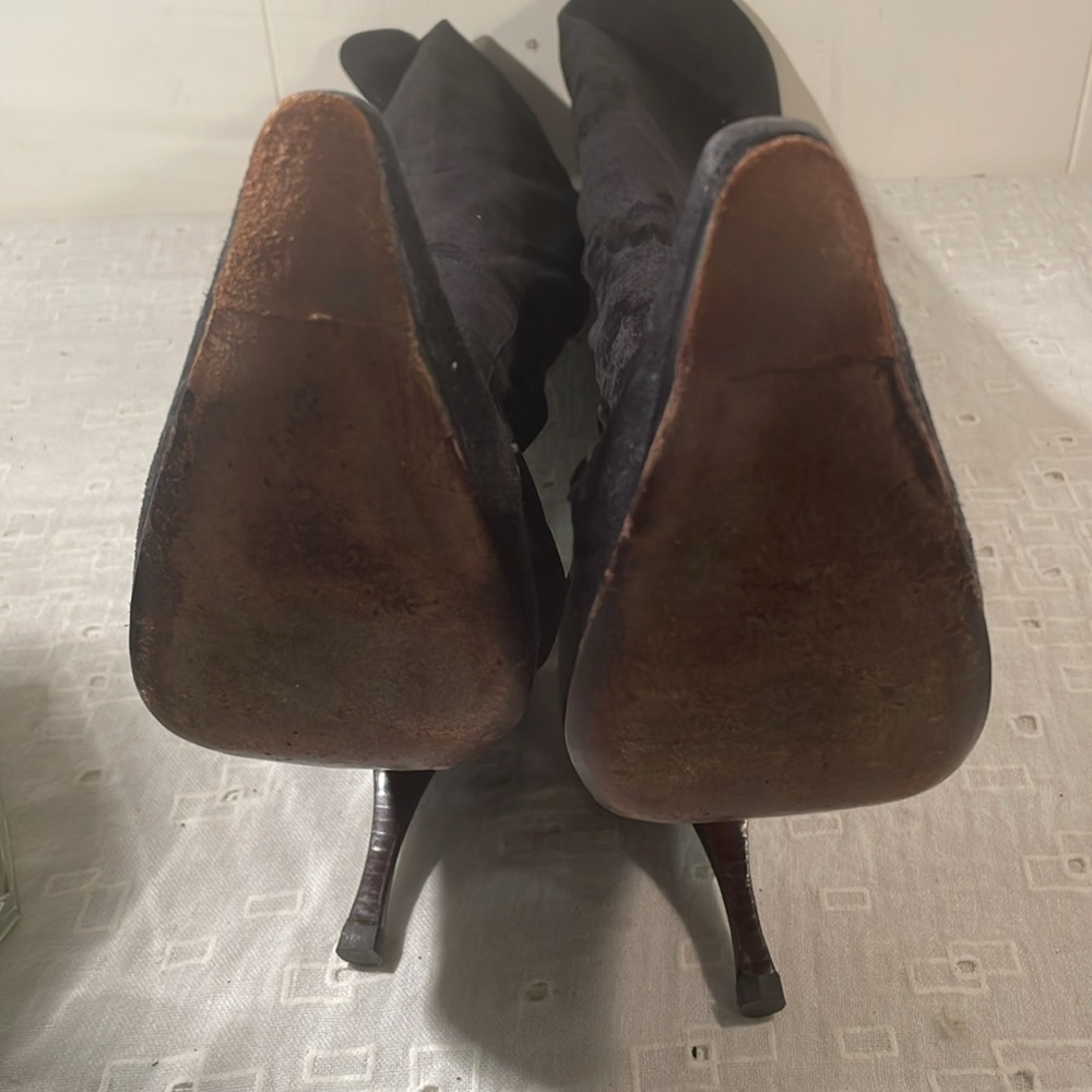 BOTTEGA VENETA Black Soft Suede Thin Heel Side Zippered Whip Stitch Tall Boots - Picture 5 of 16